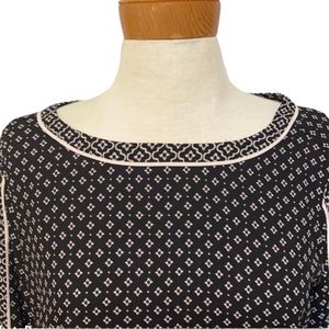 Loft black and white print top size small